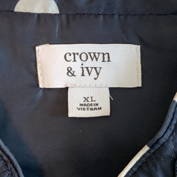 Nearly New (Only Worn Once) Cute Crown & Ivy Sleeveless Quilted Polka Dot Vest - Picture 8 of 9